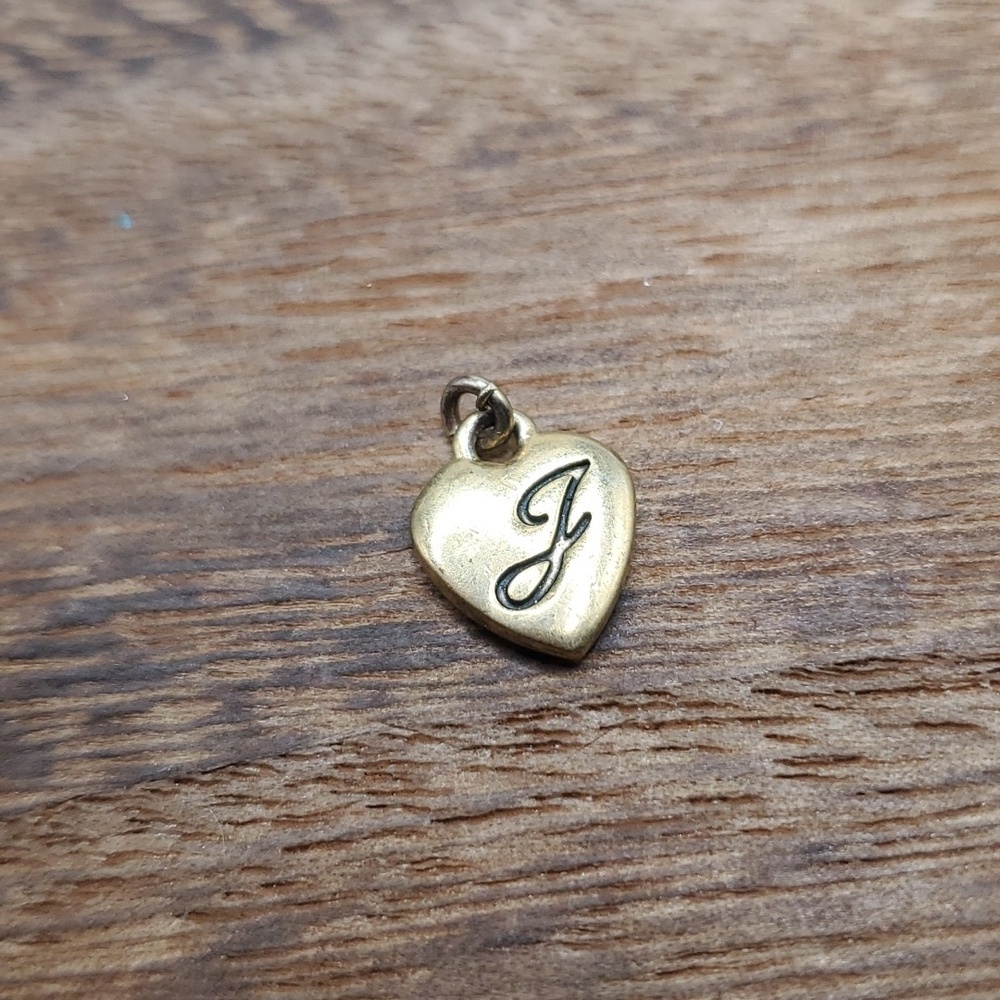Betsey johnson pendant heart collectible